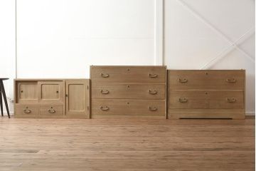 アンティーク家具　昭和中期　前面桐材　シンプルな戸棚付き重ね箪笥(和タンス、チェスト、収納棚、桐箪笥、桐たんす)(R-040050)