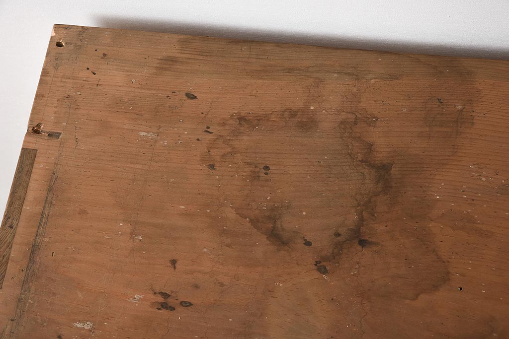 アンティーク家具　大正昭和初期　前面ケヤキ材　木の風合いが楽しめるシンプルなチェスト(引き出し、和タンス)(R-040051)