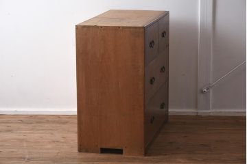 アンティーク家具　大正昭和初期　前面ケヤキ材　木の風合いが楽しめるシンプルなチェスト(引き出し、和タンス)(R-040051)