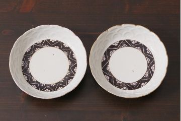 アンティーク雑貨　江戸明治期　白磁陽刻なます皿2枚セット(中皿、和食器)(R-040067)