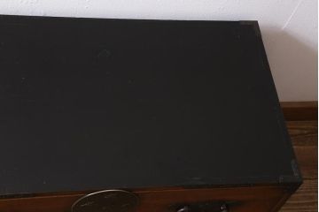 アンティーク家具　明治期　前面桐材　鶴亀図　上質な和の雰囲気漂う重ね箪笥(衣装箪笥、桐箪笥、桐たんす)(R-040072)