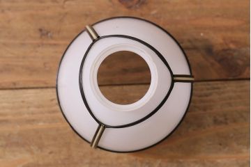 アンティーク照明　シンプルなラインが趣あるレトロな吊り下げ照明(天井照明、電笠、ペンダントライト)(R-040082)