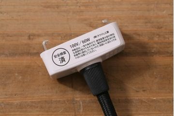 アンティーク照明　上品な雰囲気漂うオパールガラスのペンダントライト(天井照明、吊り下げ照明)(R-040085)