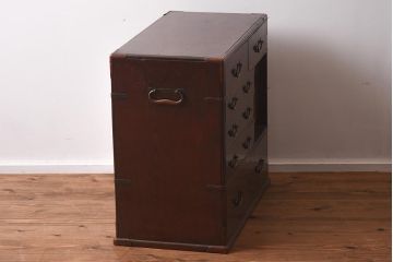 アンティーク家具　和製アンティーク　明治大正期　総ケヤキ材　玉杢　銅金具　赤みがかった色味がレトロな小箪笥(引き出し、小物収納)(R-040086)