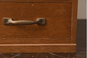 レトロ家具　昭和レトロ　昭和中期　素朴な風合いがレトロな小引き出し(小物収納、卓上収納)(R-040092)