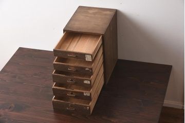 アンティーク家具　和製アンティーク　昭和初期　味のある桐材製の小引き出し(卓上収納、小物収納)(R-040095)