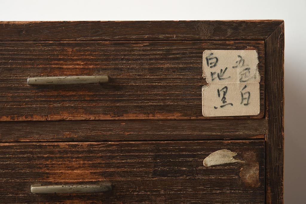 アンティーク家具　和製アンティーク　昭和初期　味のある桐材製の小引き出し(卓上収納、小物収納)(R-040095)