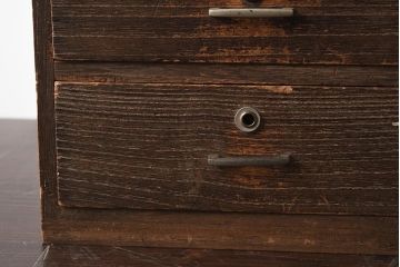 アンティーク家具　和製アンティーク　昭和初期　味のある桐材製の小引き出し(卓上収納、小物収納)(R-040095)