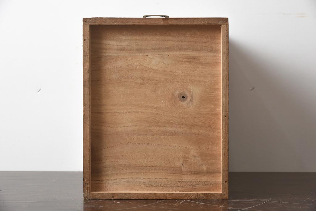 アンティーク家具　和製アンティーク　昭和初期　味のある桐材製の小引き出し(卓上収納、小物収納)(R-040095)