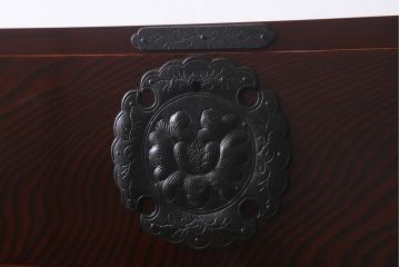 中古　民芸家具　和製アンティーク　ケヤキ材　美しい杢目が目を引く衣装箪笥(整理箪笥、引き出し、チェスト)(R-040096)