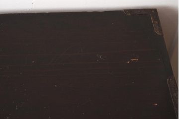 アンティーク家具　江戸明治期　前面ケヤキ材　閂(かんぬき)付き　希少!和の雰囲気を高める時代物の岩谷堂箪笥(衣裳箪笥、時代箪笥、収納箪笥)(R-040099)