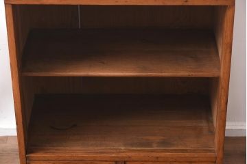 アンティーク家具　引き出し付き　ガラスの模様がおしゃれな小型の収納棚(戸棚、キャビネット)(R-040100)