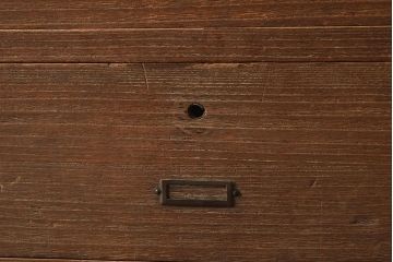 アンティーク家具　昭和初期　総桐材　味わい深い風合いのシンプルな重ね箪笥(衣裳箪笥、時代箪笥、桐箪笥、桐たんす)(R-040102)