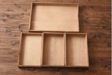 アンティーク家具　昭和中期　年月を重ねた渋みのある木肌が魅力の文机(座机、片袖机、ローテーブル)(R-040103)
