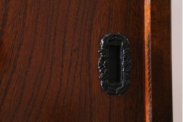 中古　国産民芸家具　力強い木目が目を引く衣装箪笥(重ね箪笥、引き出し、収納棚)(R-040107)