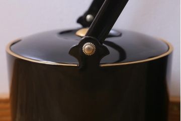 アンティーク雑貨　明治大正　輪島塗　黒塗汁桶(木製漆器)(R-040112)