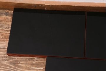 アンティーク雑貨　輪島塗　松竹梅の沈金蒔絵盆3枚セット(木製漆器)(R-040115)