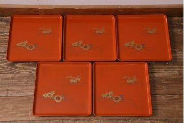 アンティーク雑貨　古民具・骨董　明治〜大正期　輪島塗木製蒔絵膳5枚セット(漆器、お盆)(R-040119)