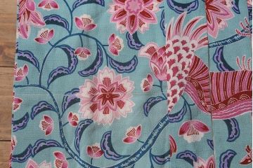 アンティーク雑貨　大正昭和初期　花鳥図　縮緬(ちりめん)長襦袢(古布正絹)(R-040129)
