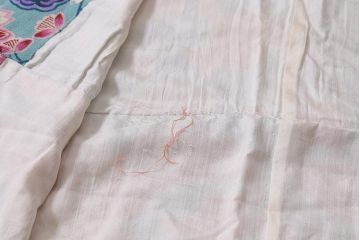 アンティーク雑貨　大正昭和初期　花鳥図　縮緬(ちりめん)長襦袢(古布正絹)(R-040129)