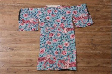アンティーク雑貨　大正昭和初期　花鳥図　縮緬(ちりめん)長襦袢(古布正絹)(R-040129)