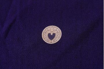 アンティーク雑貨　大正昭和初期　鶴の図　縮緬(ちりめん)着物(赤縮緬、正絹古布)(R-040131)
