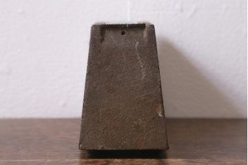 ヴィンテージ雑貨　アイアン　鋳造　シャビーなテープカッター(テープディスペンサー、ディスプレイ雑貨、ビンテージ)(R-040134)