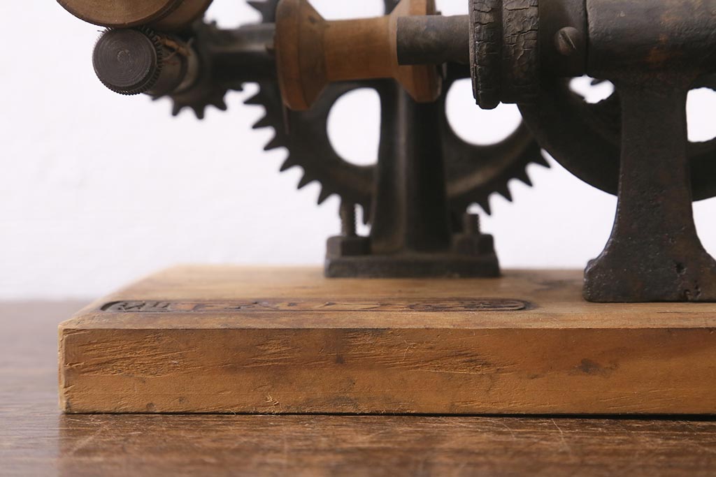 ジャンク品　アンティーク雑貨　古民具　池下式　ワラ巻器(藁巻き機)(R-040135)