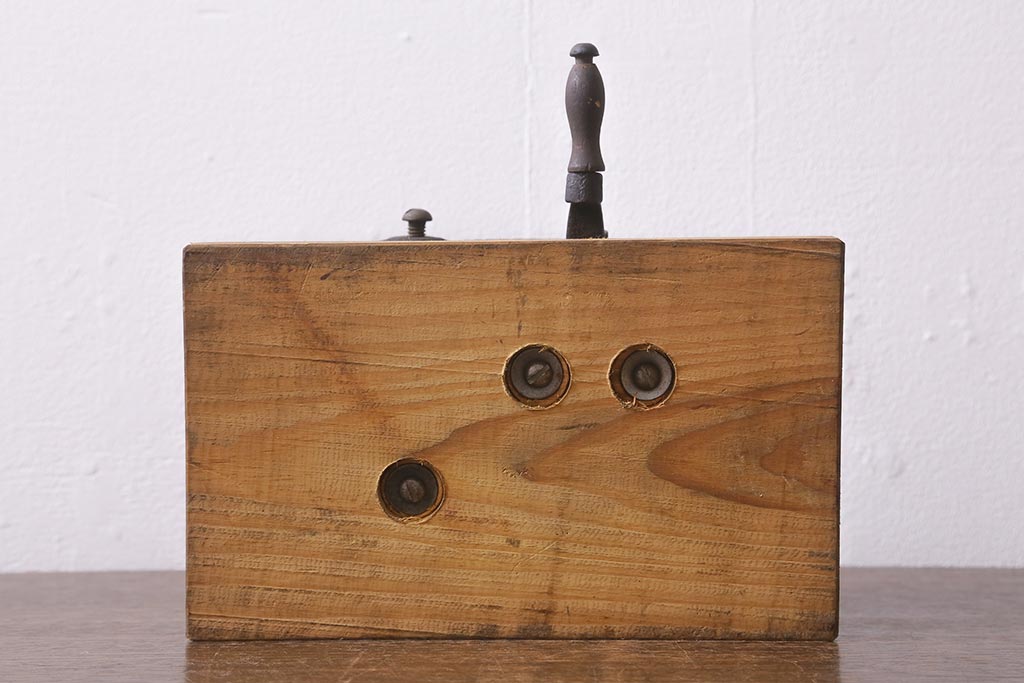 ジャンク品　アンティーク雑貨　古民具　池下式　ワラ巻器(藁巻き機)(R-040135)