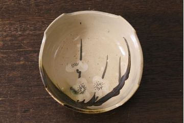 アンティーク家具　大正昭和初期　梅花文　古い美濃焼小鉢5客(皿、向付)(R-040137)