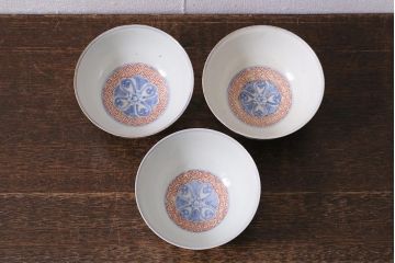 アンティーク雑貨　古民具・骨董　江戸期　上品な雰囲気の色絵蓋付茶碗3客セット(和食器)(R-040139)