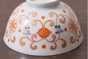 アンティーク雑貨　古民具・骨董　江戸期　上品な雰囲気の色絵蓋付茶碗3客セット(和食器)(R-040139)