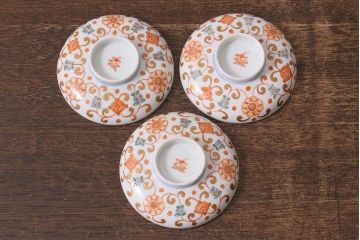 アンティーク雑貨　古民具・骨董　江戸期　上品な雰囲気の色絵蓋付茶碗3客セット(和食器)(R-040139)