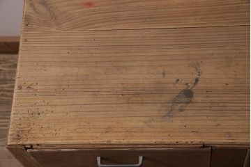 アンティーク家具　昭和初期　ストリップド(剥離)　引き出し付き　透かし入りのノスタルジックな平机(ワークデスク、机、在宅ワーク、在宅用)(R-040146)