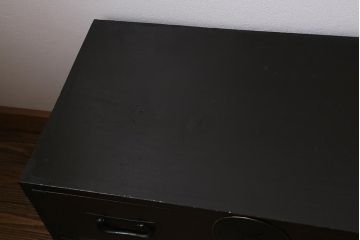 アンティーク家具　前面ケヤキ材　桜丸金具　漆塗りが上品な印象を与える会津箪笥(重ね箪笥、衣装箪笥)(R-040158)