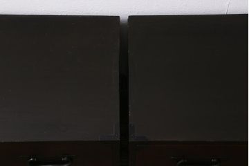 アンティーク家具　前面ケヤキ材　桜丸金具　漆塗りが上品な印象を与える会津箪笥(重ね箪笥、衣装箪笥)(R-040158)