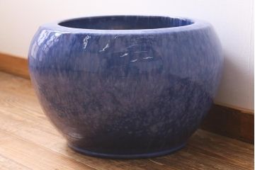 アンティーク雑貨　昭和中期　濃淡のある青色が美しいなまこ釉の火鉢(鉢カバー)(R-040172)
