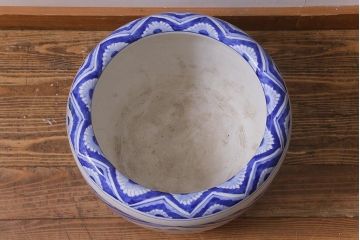 アンティーク雑貨　昭和中期　山水図　和モダンな雰囲気漂う瀬戸火鉢(鉢カバー)(R-040173)