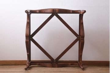 中古　アメリカ製　ガラス天板　クラシカルなデザインが魅力のセンターテーブル(リビングテーブル、センチュリー社)(R-040174)