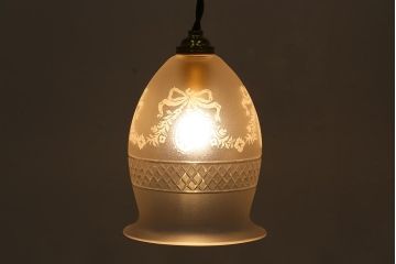 ヴィンテージ照明　フランスビンテージ　フロストガラス　美しい模様が浮かび上がるガラスシェードのペンダントライト(天井照明、シェード)(R-040180)