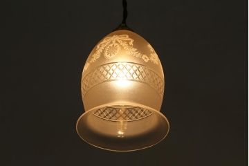 ヴィンテージ照明　フランスビンテージ　フロストガラス　美しい模様が浮かび上がるガラスシェードのペンダントライト(天井照明、シェード)(R-040180)