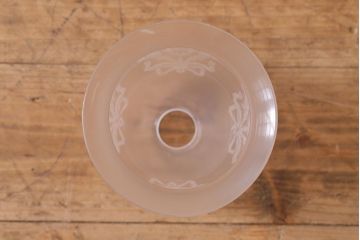 ヴィンテージ照明　フランスビンテージ　フロストガラス　美しい模様が浮かび上がるガラスシェードのペンダントライト(天井照明、シェード)(R-040180)