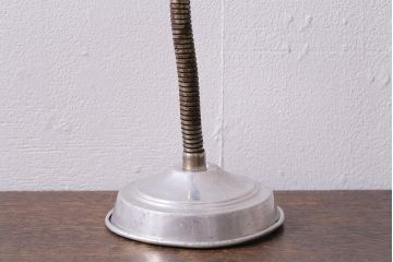 ビンテージ照明　昭和レトロ　インダストリアルな空間づくりにおすすめのスタンドライト(卓上照明、デスクスタンド)(R-040183)