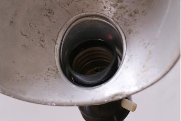 ビンテージ照明　昭和レトロ　インダストリアルな空間づくりにおすすめのスタンドライト(卓上照明、デスクスタンド)(R-040183)