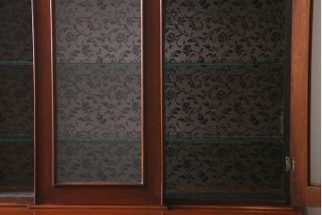 アンティーク家具　フランスアンティーク　マホガニー材　気品溢れる佇まいが魅力のカップボード(キャビネット、食器棚、収納棚、戸棚)(R-040187)