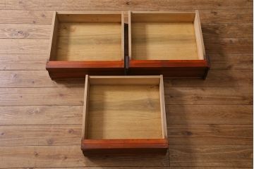 アンティーク家具　フランスアンティーク　マホガニー材　気品溢れる佇まいが魅力のカップボード(キャビネット、食器棚、収納棚、戸棚)(R-040187)