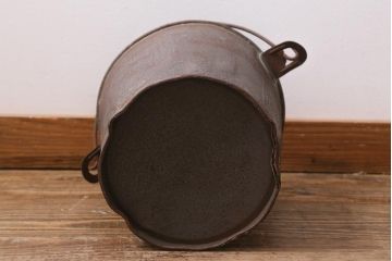 レトロ雑貨　ブリキ　錆びた風合いが味わいのある日本製の古いバケツ(R-040195)