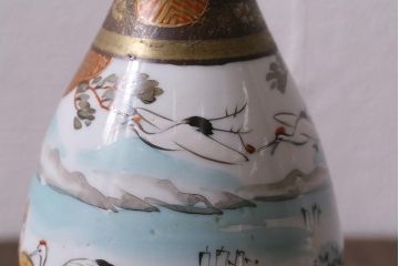 アンティーク雑貨　明治期　鶴の図　波千鳥　九谷焼色絵徳利 袴付2点セット(酒入、酒器、とっくり)(R-040201)