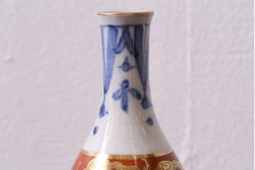 アンティーク雑貨　明治期　波千鳥　九谷焼　金彩赤絵徳利2点セット 袴付(酒器、とっくり)(R-040202)