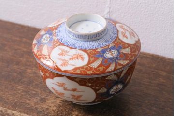 アンティーク雑貨　江戸期　大明成化年製　古伊万里　赤絵南蛮図染付　蓋茶碗(和食器)(R-040205)